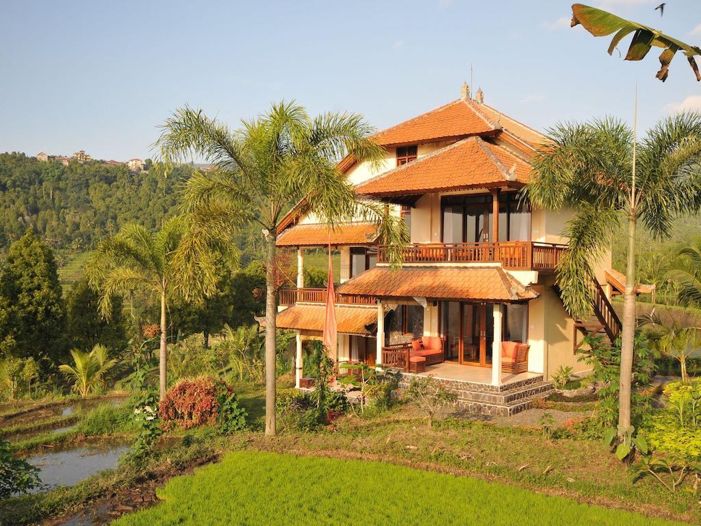 Lesong Hotel&Restaurant Munduk  Ruang foto